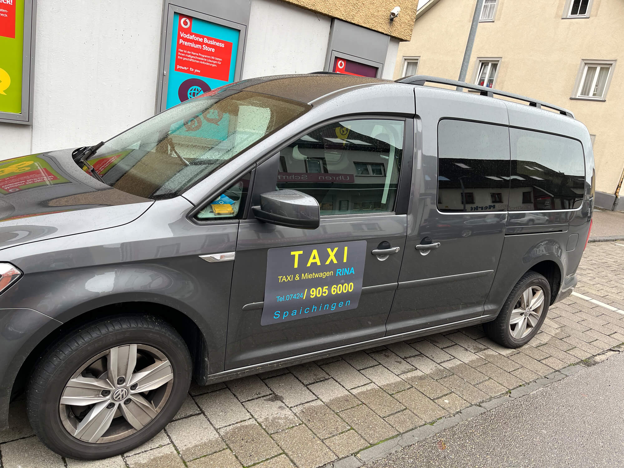 Auto Taxi von Taxi Rina Taxi für Tuttlingen